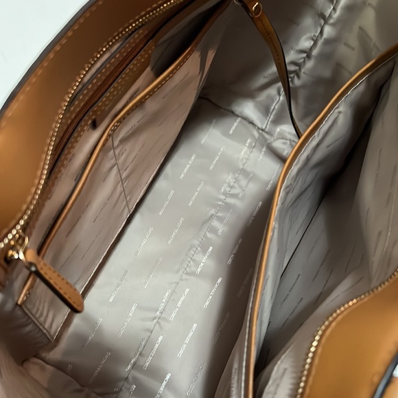 Michael Kors Whitney Tote Bag Large-Vanilla - Picture 5 of 11